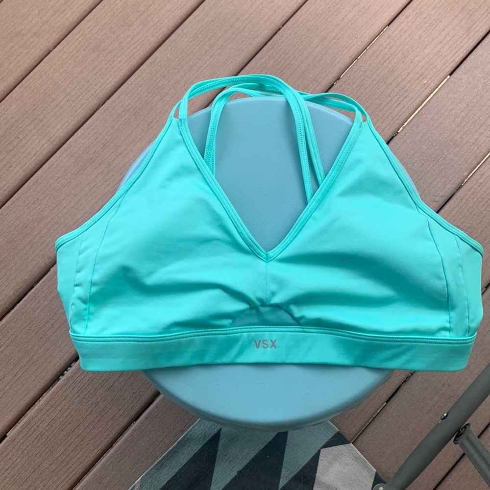 Victoria’s Secret sports bra sz large